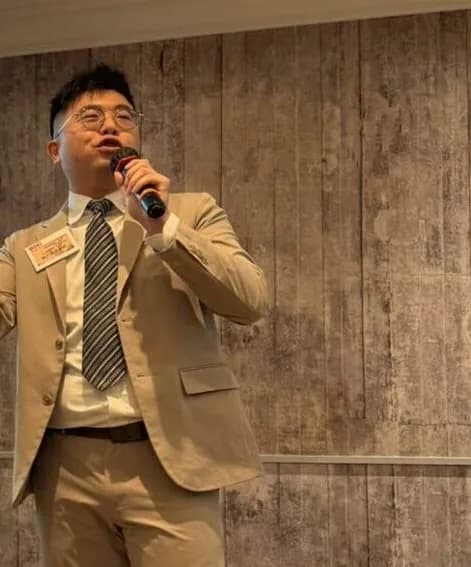 Larry Lo|InnovateXP AI 商業顧問